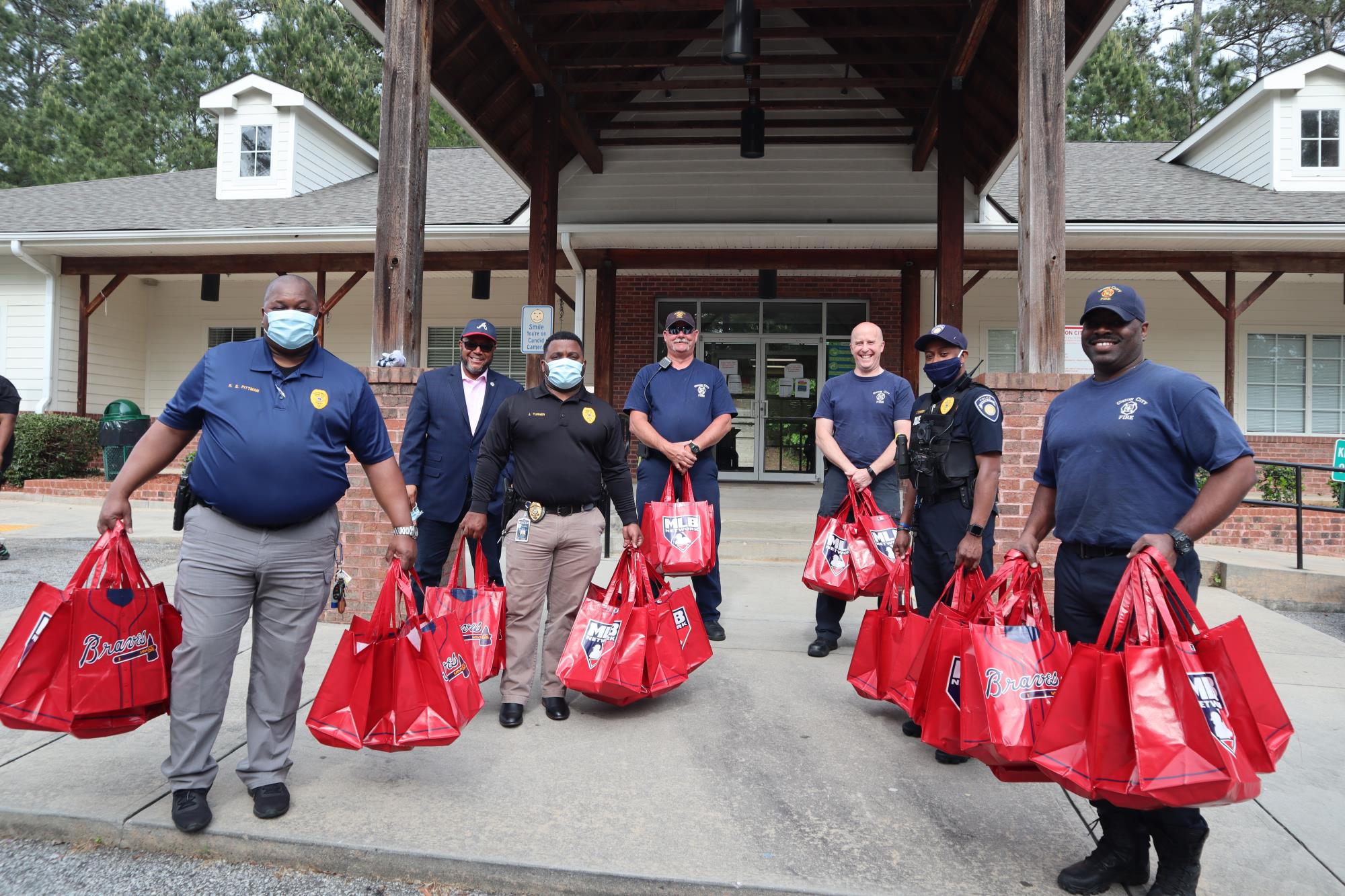 ATL Braves Donate Meals to Front-Line Employees